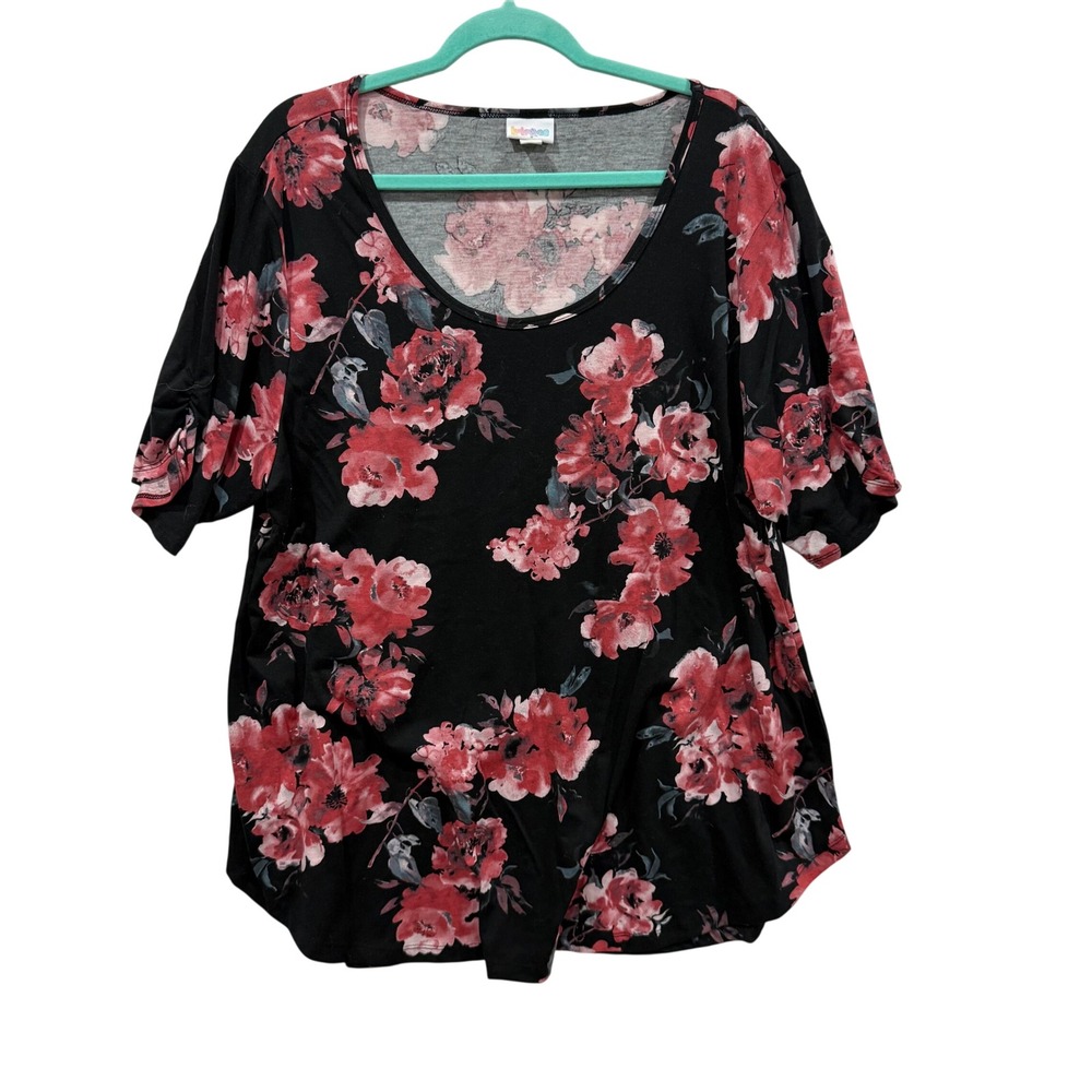 LuLaRoe Classic T Shirt 3XL Women Black Red Pink Floral Scoop Neck Short Sleeve